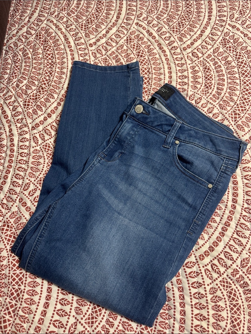 Celebrity Pink Cropped Jeans
